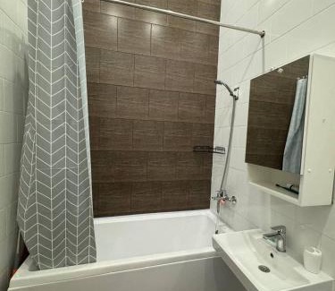 Le Fornet House | Maison sur une pente avec chauffage