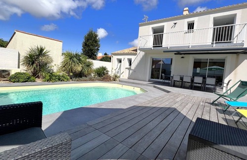 Saint-Vincent-sur-Jard House | Maison Tout Confort Bord de Mer, Piscine, 140m², 5 bedrooms