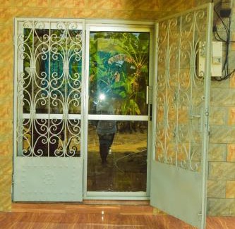 Kribi House | Maison Théodosius Plage avec Parking Intérieur