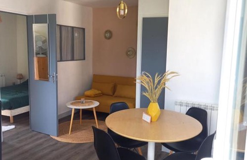 Longrayez Apartment | Maison Thalène