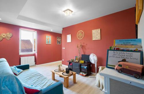 Saint-Cernin-de-lHerm House | Maison Tiny Bwa