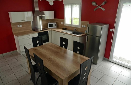 Champagnolles House | Maison tranquille et cosy procher mer et thermes