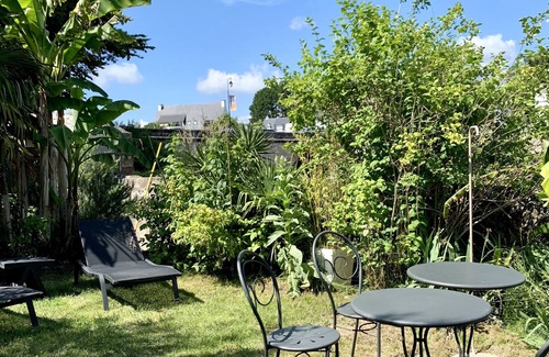 Auray House | Maison Triplex Avec Jardin et vue sur le Port de Saint-goustan