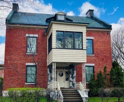 Centre-Ville Apartment | Maison TURCOT