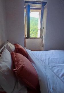 Ortiporio House | Maison typique de village Corse , 10 min aéroport et de la mer