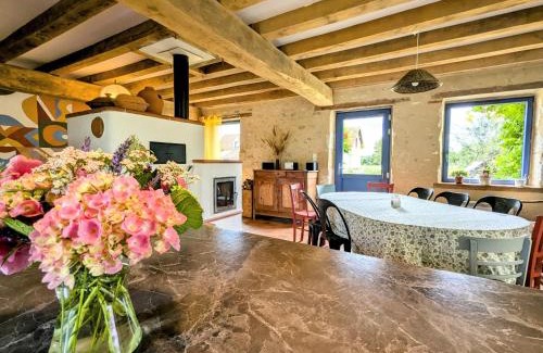 Lussac-Les-Eglises House | Maison typique en Berry avec jardin privatif, BBQ et parking - FR-1-591-598