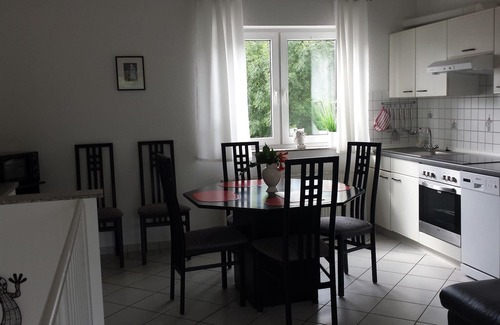 Niederleuken Apartment | Maisonette apartment "Belle-Saar" : Vacation right on the river!