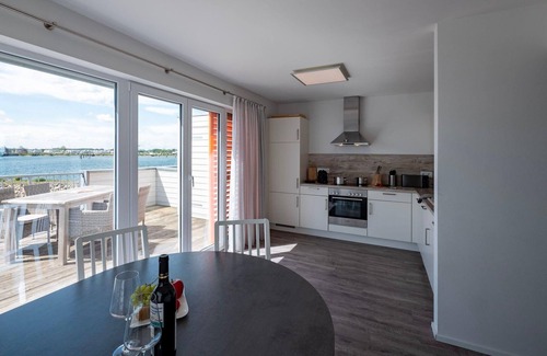 Olpenitz Apartment | Maisonette Fewo Ostseeflair erste Wasserreihe, Panoramablick, by Seeblick Ferien
