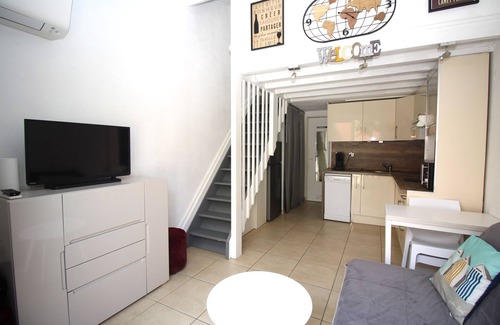 Les Arenes House | Maisonette T2 et parking dans résidence avec piscine