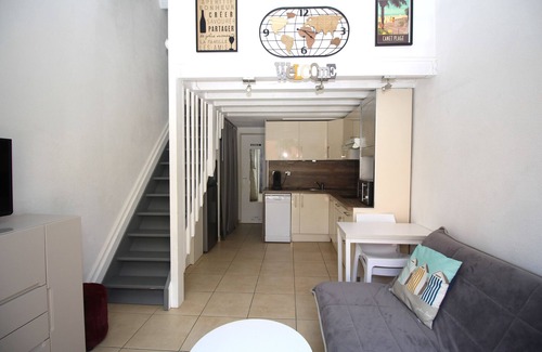 Les Arenes House | Maisonette T2 et parking dans résidence avec piscine