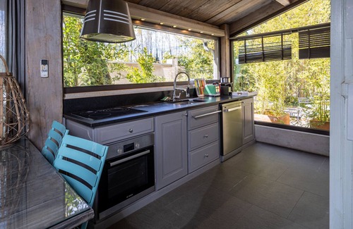 Lagnes Cottage | MAISONETTE IN THE VERDURE VIEW ON THE HILLS