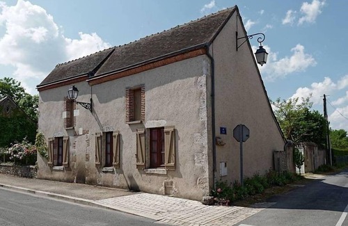 Saint-Dye-sur-Loire House | Maisonnette de La Boisselée