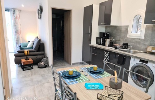 Trets Apartment | Maisonnette 40 m2 with terrace swimming pool view Ste Victoire parking