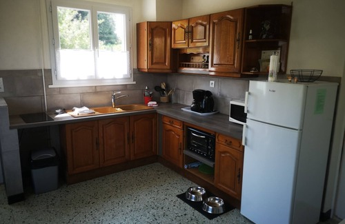Clery-Saint-Andre House | Maisonnette Avec Jardin et Jacuzzi. Animaux de Compagnie Acceptés