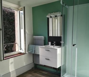 Pont-a-Mousson Apartment | Maisonnette atypique du centre ville