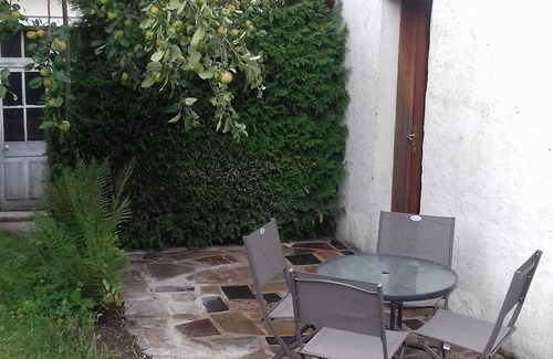 Foncine-le-Bas House | Maisonnette au Calme Avec Terrasse Individuelle