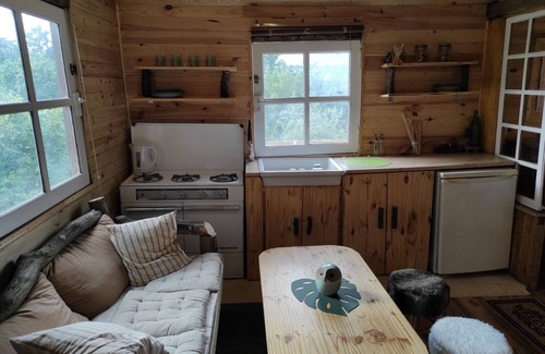 Le Mans Metropole Cabin | Maisonnette Perchée, Aménagée au Cœur de la Nature