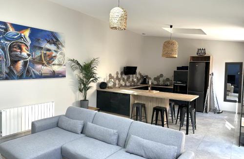 Jouvence House | Maisons calmes avec terrasses et garages centre-ville B et C