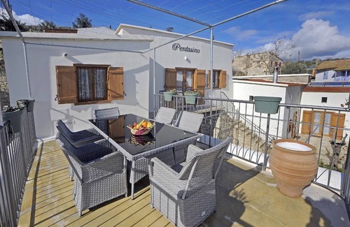 Agios Theodoros Apartment | Majestic Hot Tub Suite