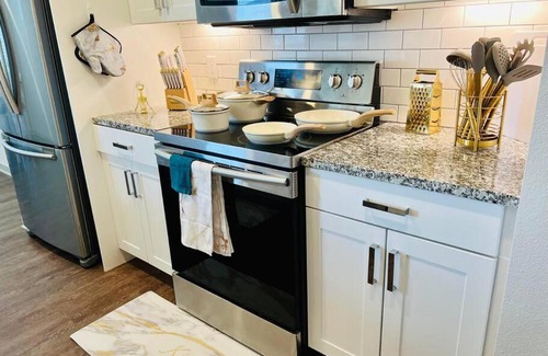 Missouri City Apartment | Majestic 2BR/ 2BA APT,Perfect for your Getaway!