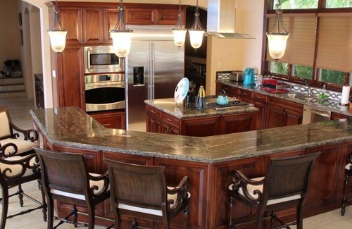 Estate Little Saint Thomas Villa | Majestic 5br with private gym and 2 beaches on property!