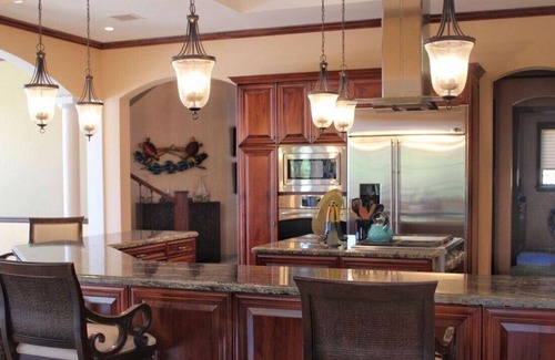 Estate Little Saint Thomas Villa | Majestic 5br with private gym and 2 beaches on property!