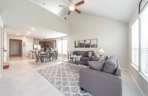 Sienna Plantation House | Majestic Arbor Trail Retreat: A Cozy Castle Experience Awaits You Today! #41144