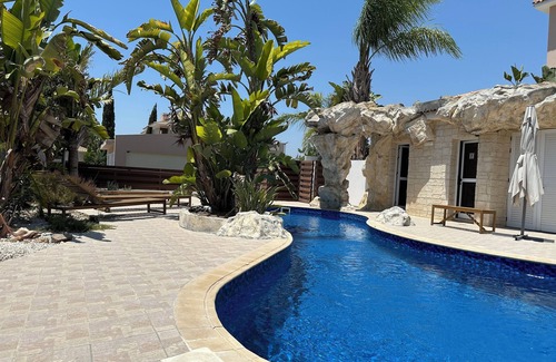 Tersefanou Apartment | Majestic Gardens 10 minutes from Larnaka Airport