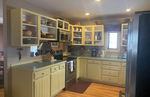 Livingston House | Majestic Getaway in the Mountains The Steele House Paradise Valley Montana