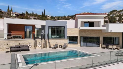 Tala Villa | Majestic Manor