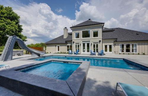 Lebanon House | Majestic Manor-Private Hundred Acre Yard-Pool/Spa