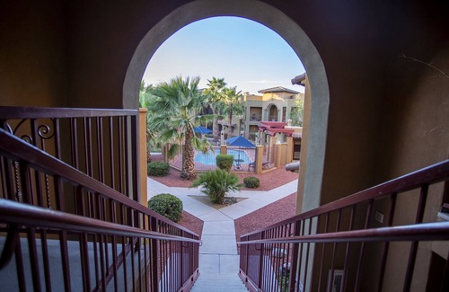 Mesilla Park Condo | Majestic Mesilla w/Swimming Pool