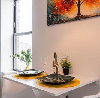 Uptown Apartment | Majestic Modern Style Beach Front Rooftop WFH Gym