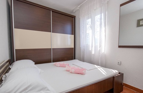Vitici Apartment | Majestic panorama - apartment Nostalgia in Bar, Montenegro