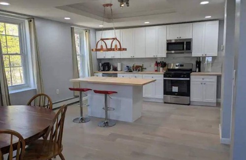 Beacon House | Majestic RiverView Estate - Breathtaking Views