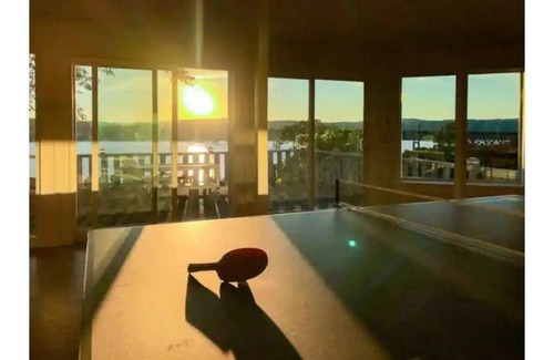 Beacon House | Majestic RiverView Estate - Breathtaking Views