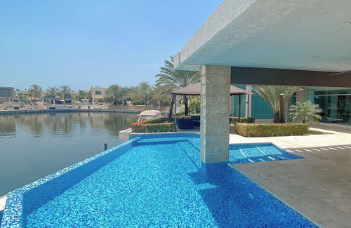 Lecherías House | Majestuosa Villa en Lecheria -Anzoategui