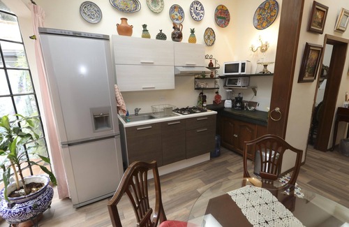 Cholula Apartment | Majikal BnB Martinlandia (La Doña)