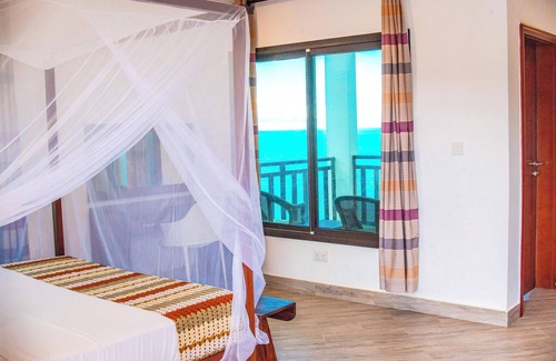 Serrekunda Hotel | Majula Boutique Hotel