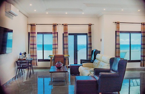 Serrekunda Hotel | Majula Boutique Hotel