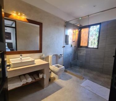 Mombasa Hotel | Makaazi Nyali