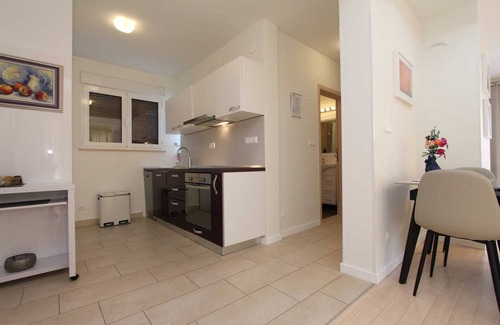 Borik Apartment | MAKADO Two-Bedroom Apartment (MARIN)