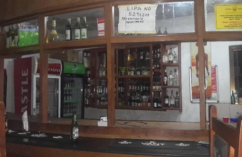 Arusha Hotel | Makambo-te Makuti Cottage