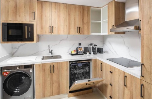 Medina Hotel | Makarem Haram View Suites - Madinah