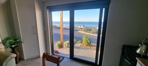 St. Helena Bay Apartment | MaKarLi Blu