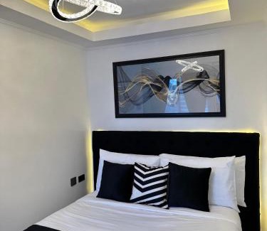 Downtown Apartment | MAKATI Isabela Luxury