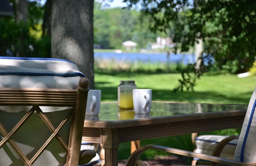 Brooklyn Cottage | Make memories at all sports Vinyard Lake!