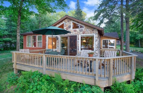 Birchwood Cabin | Make Memories At This Beautiful, Comfortable Northwoods Retreat