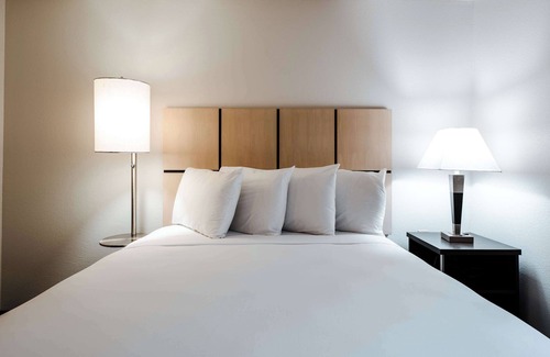 Fossil Creek Resort | Make Your Trip More Enjoyable! Pets Allowed, Free Parking Onsite