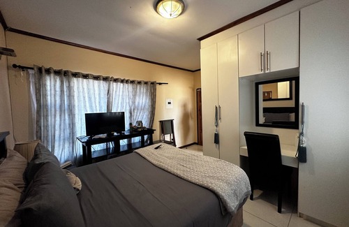 Sowa Hotel | Makgadikgadi Lodge